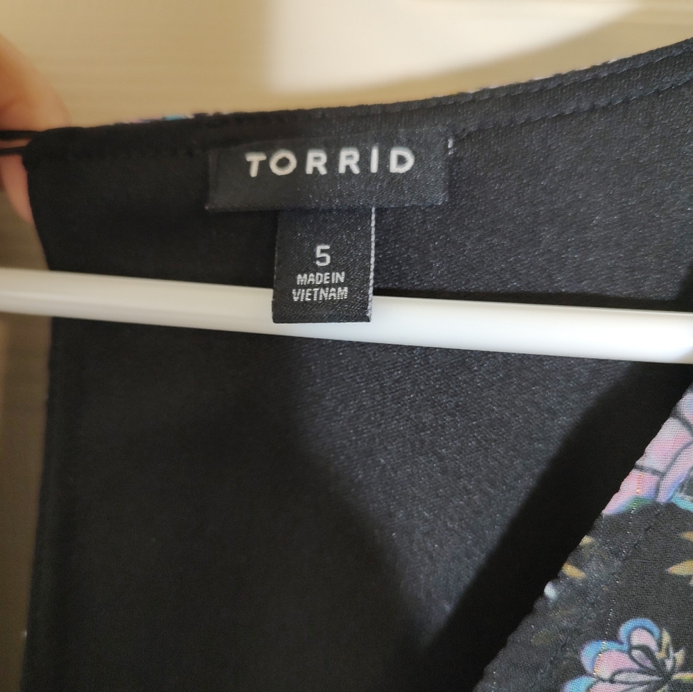 Torrid Black Floral Long Sleeve Dress - Picture 2 of 8